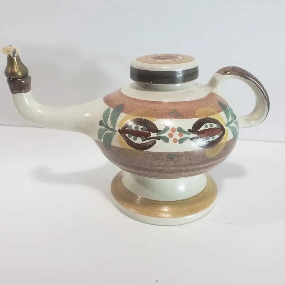 Vintage Ceramic Porta Celi  Spain Aladdin Oil Lamp.